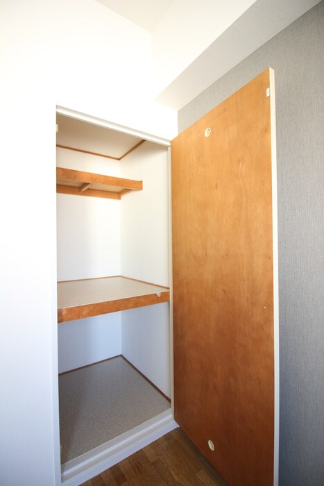 プリムヴェール西堀の物件内観写真