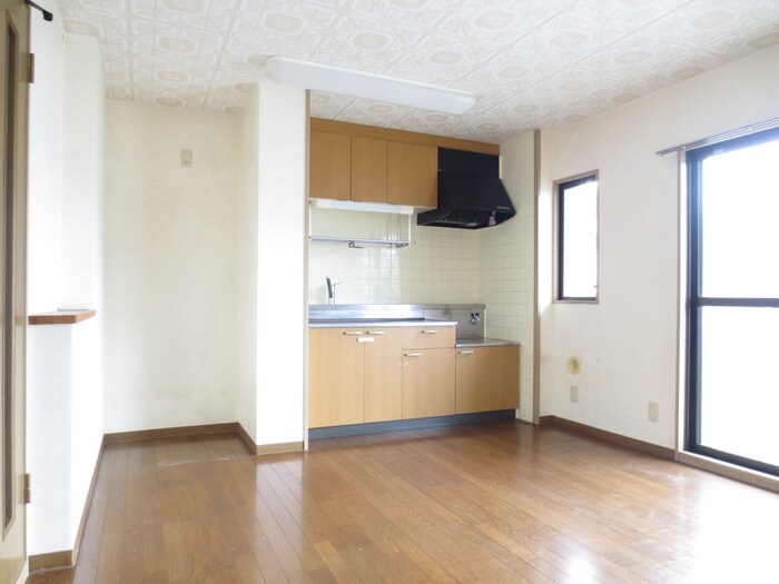 シャイニングフォールズの物件内観写真