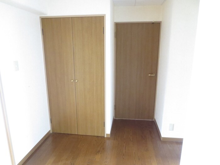 シャイニングフォールズの物件内観写真