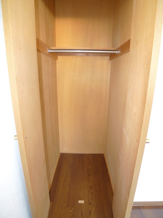 シャイニングフォールズの物件内観写真