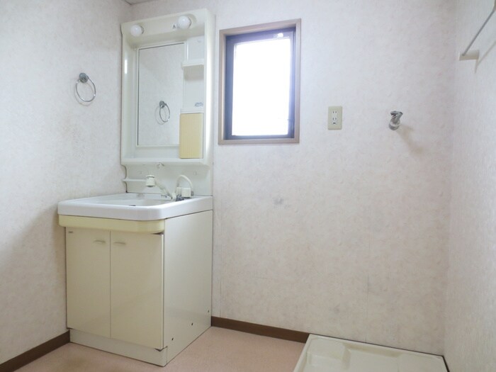 シャイニングフォールズの物件内観写真