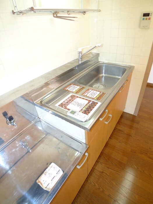 シャイニングフォールズの物件内観写真