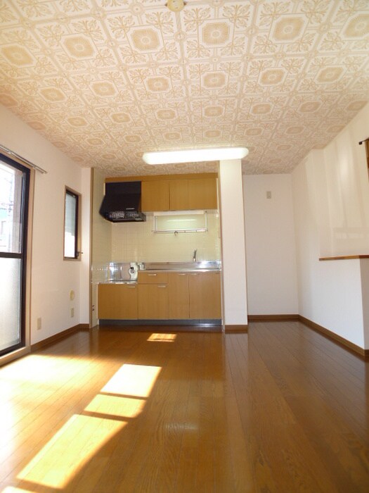 シャイニングフォールズの物件内観写真