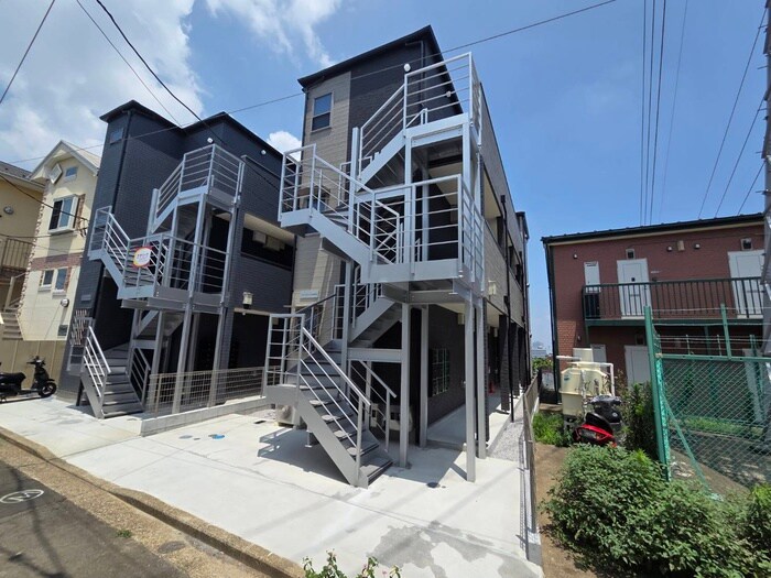 フォーマルハウト西横浜の物件外観写真