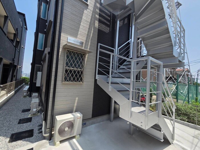 フォーマルハウト西横浜の物件外観写真