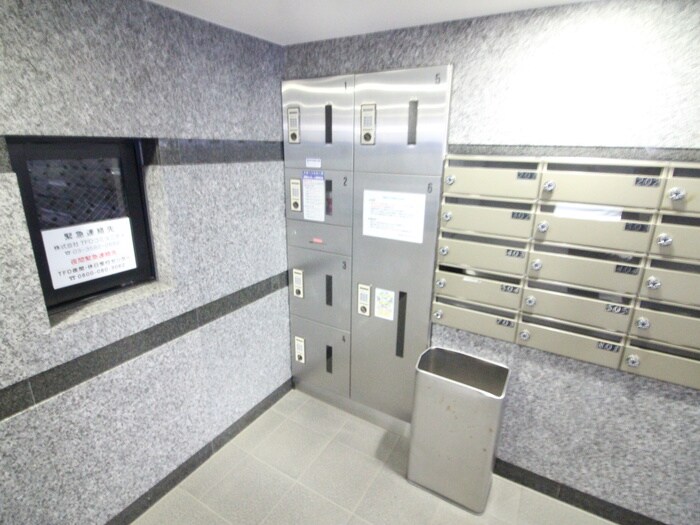 ルーブル鷺宮(303)の物件外観写真