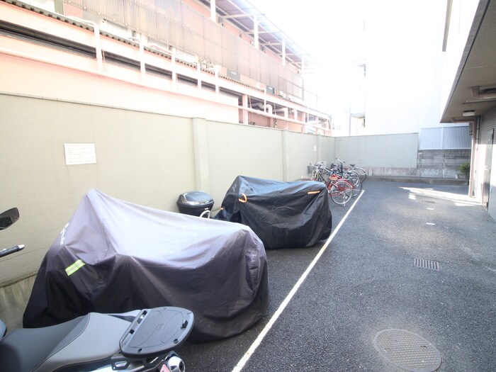 ルーブル鷺宮(303)の物件外観写真