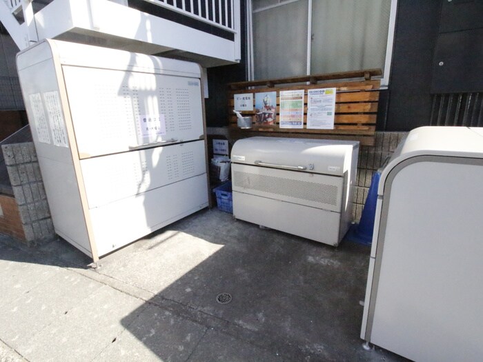 エステートピア野川の物件外観写真