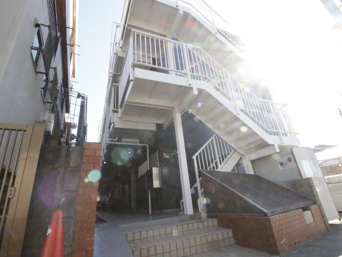 エステートピア野川の物件外観写真