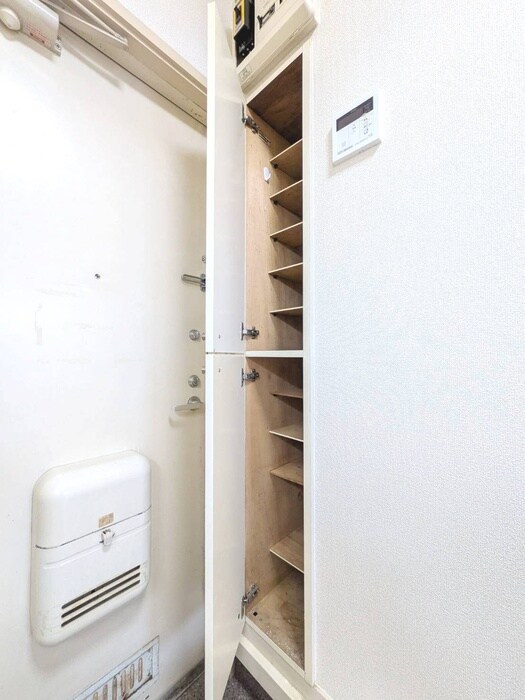 リヴェール高井戸の物件内観写真