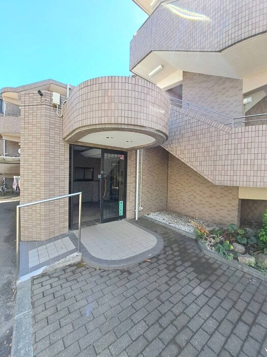 ガ－デンパレス関町の物件外観写真