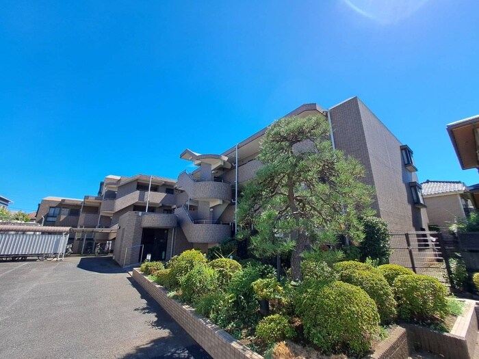 ガ－デンパレス関町の物件外観写真