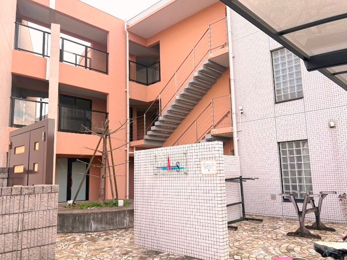 エクレール　アクシスの物件外観写真