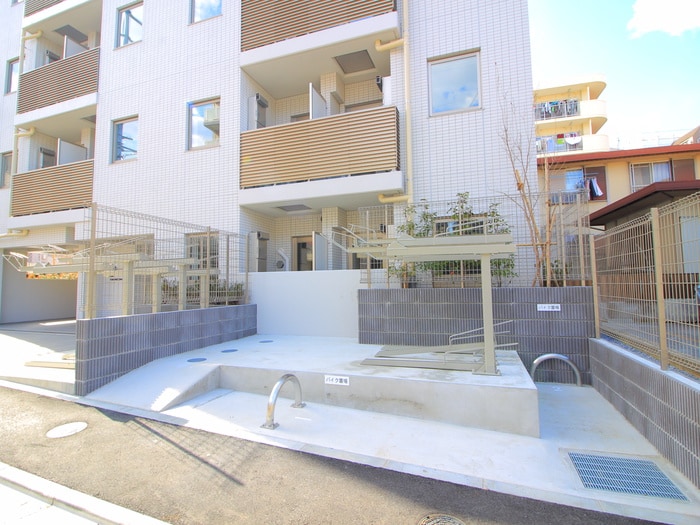 KNOTS TOBUNERIMA(103)の物件外観写真