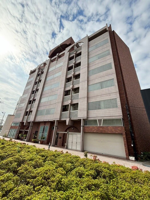 Villa Arcadia(ｳﾞｨﾗ ｱﾙｶﾃﾞｨｱ）の物件外観写真