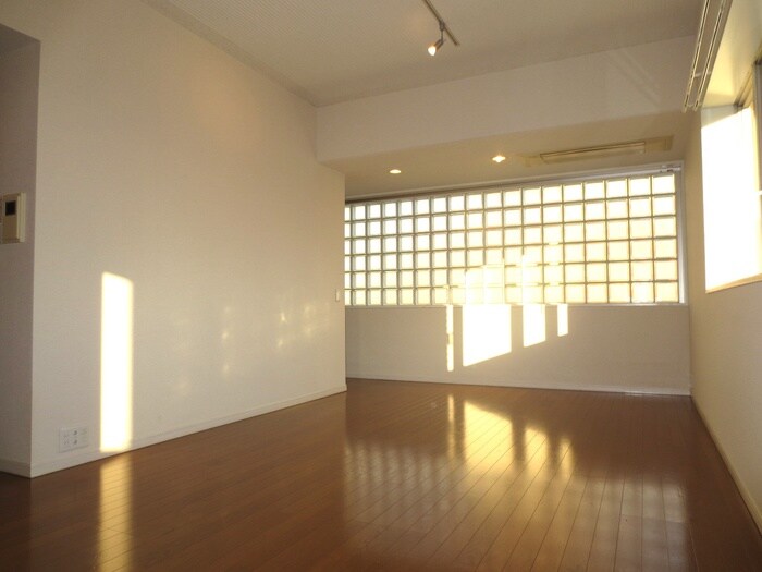 Villa Arcadia(ｳﾞｨﾗ ｱﾙｶﾃﾞｨｱ）の物件内観写真