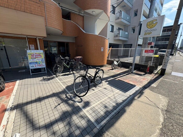 シャトー南台の物件外観写真