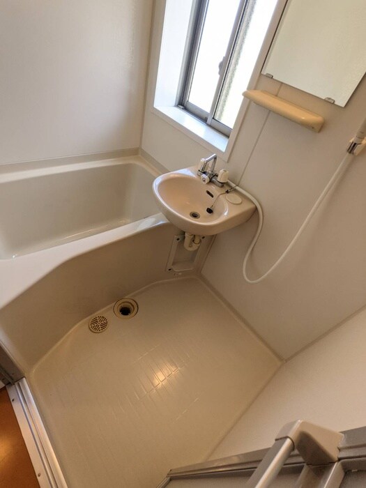 ウィステリア六角橋Ⅱの物件内観写真