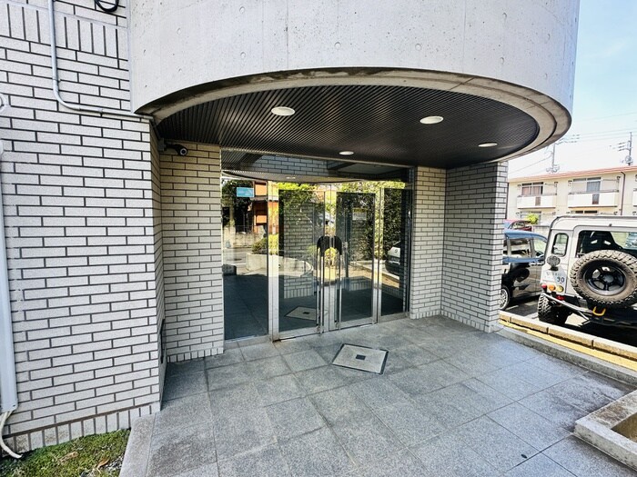 アベニールの物件外観写真