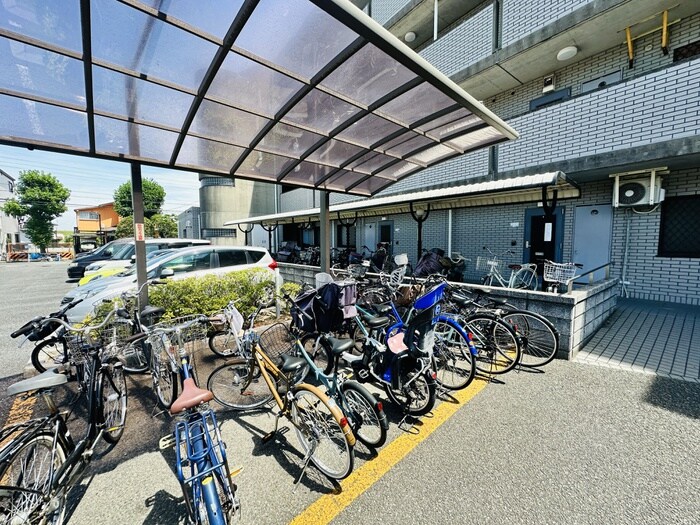 アベニールの物件外観写真