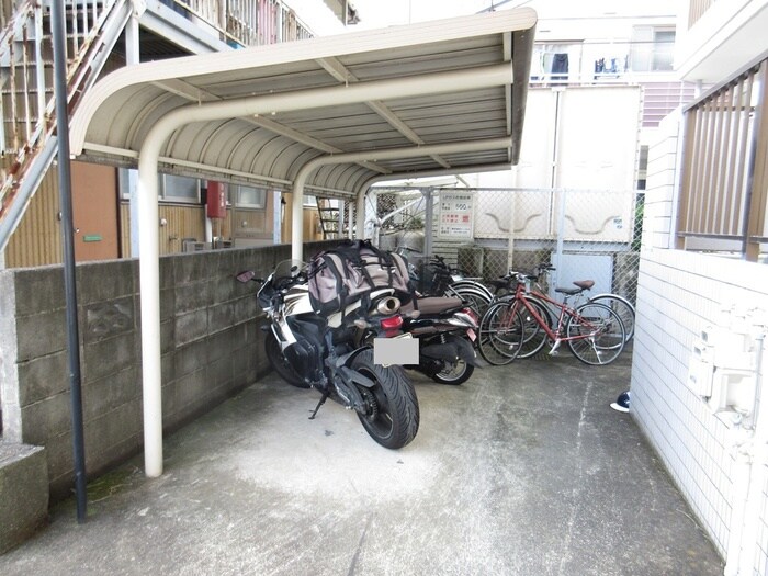 ペルテいぶき野の物件外観写真