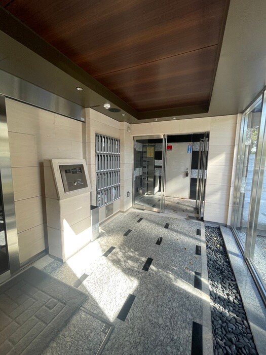 グランアセット自由ヶ丘の物件外観写真