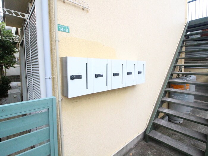 ラプエルタの物件外観写真