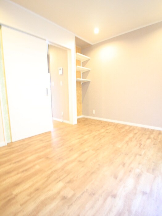 ラプエルタの物件内観写真