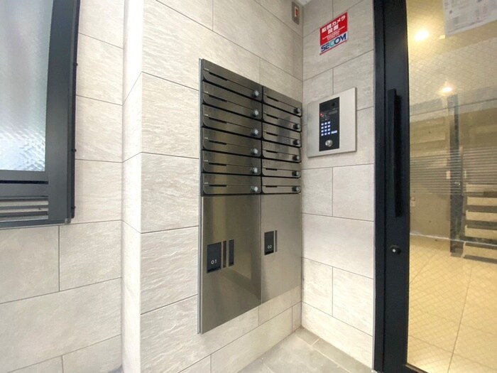 リュクスマンション都立家政の物件外観写真