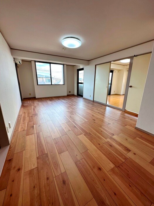 グランドカ―サ  武蔵野の物件内観写真