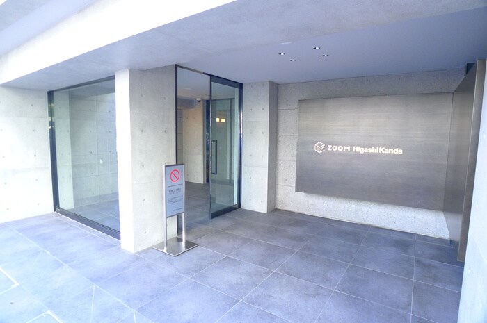 ＺＯＯＭ東神田の物件外観写真