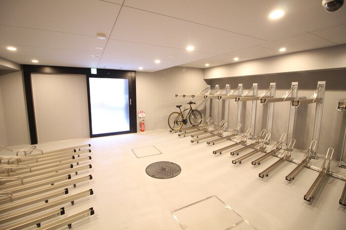 ＺＯＯＭ東神田の物件外観写真