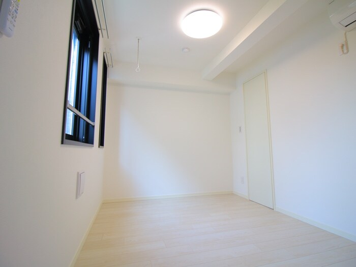 栄町レジデンスの物件内観写真