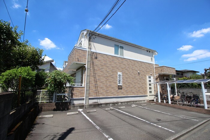 ヴィラ御園の物件外観写真