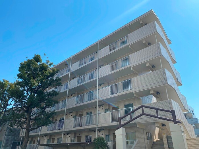 パ－クハイツの物件外観写真