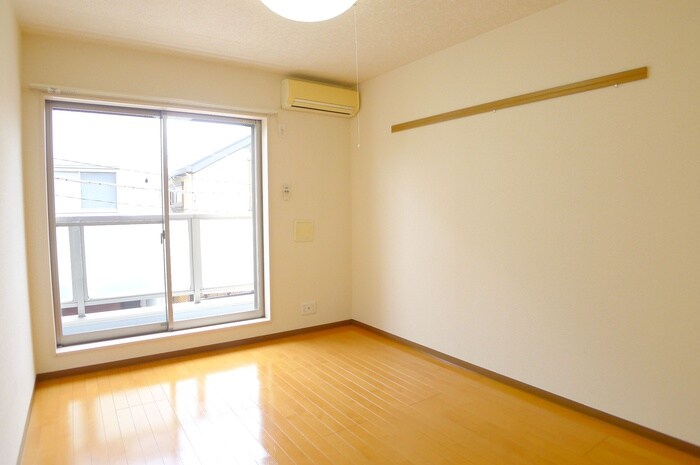 リリックコート長島の物件内観写真