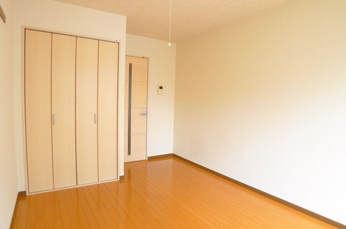 リリックコート長島の物件内観写真