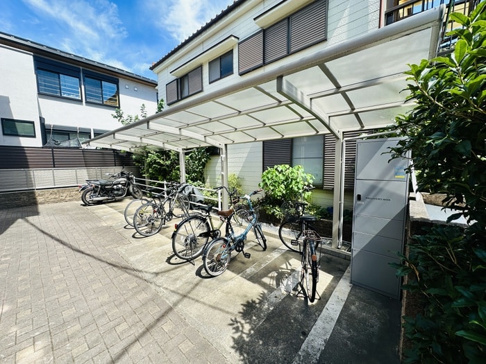 リリックコート長島の物件外観写真