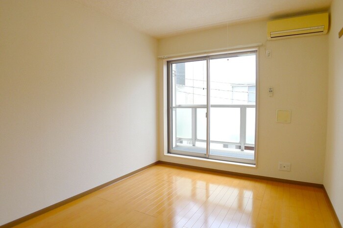 リリックコート長島の物件内観写真