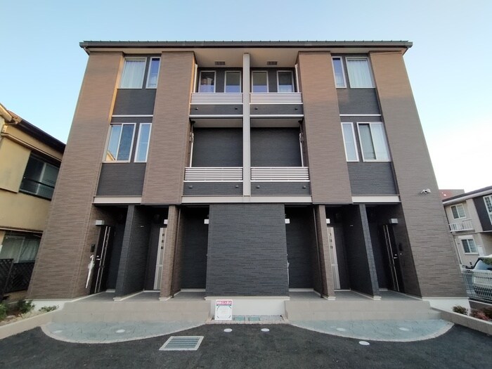 プレシャス　エイトⅠの物件外観写真