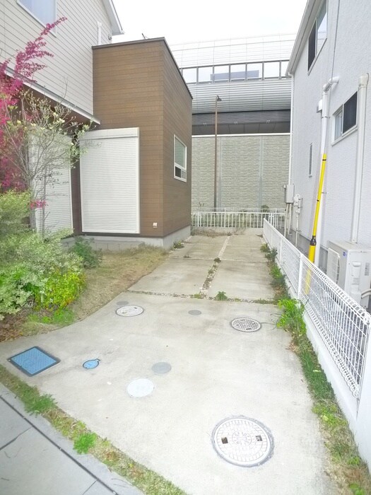 中央1丁目戸建の物件外観写真