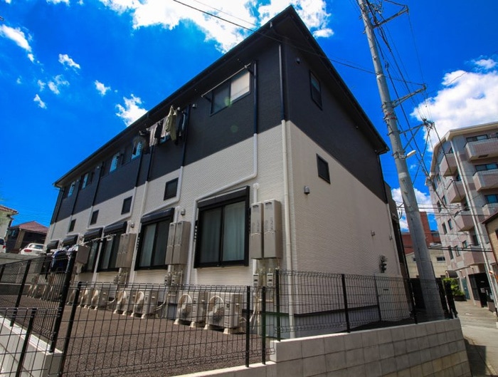 アザーレバモス宮前平の物件外観写真