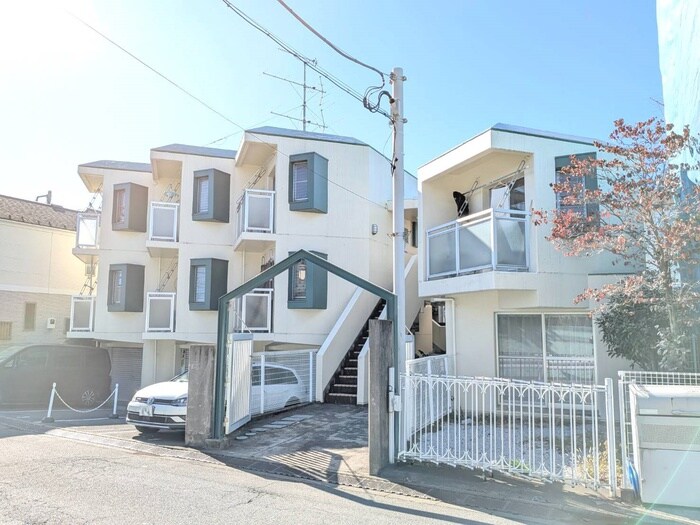 ファ－ストビラの物件外観写真