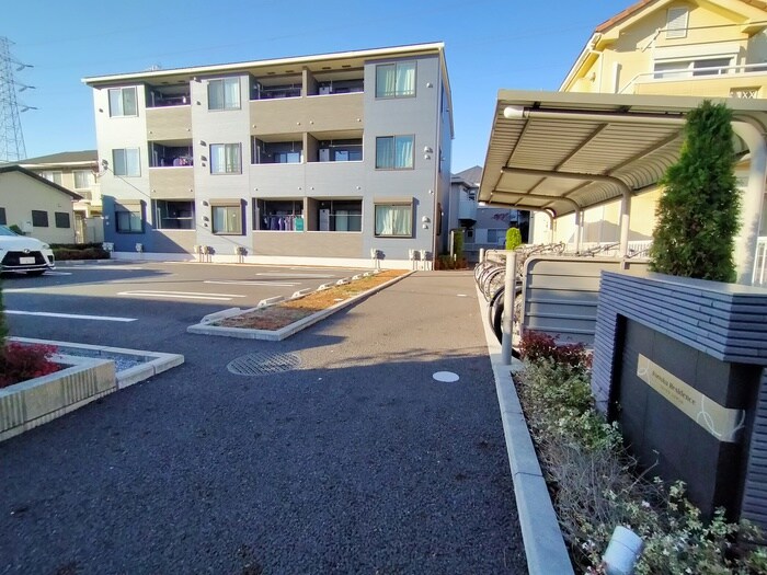 フォートクレジデンスの物件外観写真