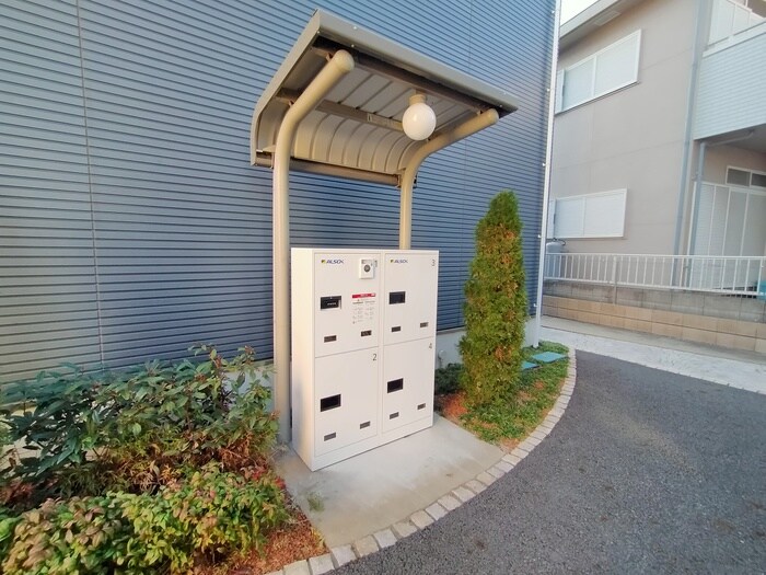 フォートクレジデンスの物件外観写真