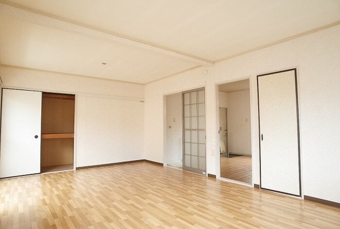 飛の台ﾊｲﾂＡ・Ｂの物件内観写真