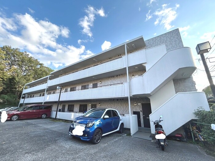 ホワイトキャッスルの物件外観写真