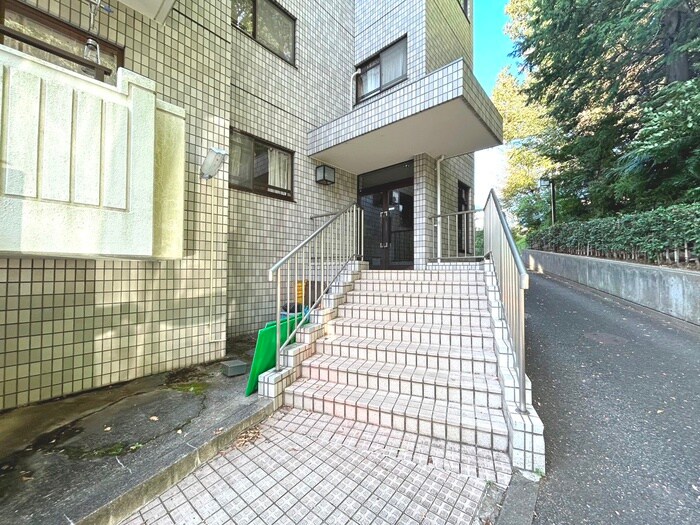 ホワイトキャッスルの物件外観写真