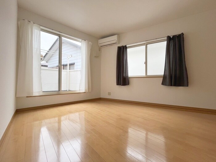 宮久保2丁目貸家の物件内観写真