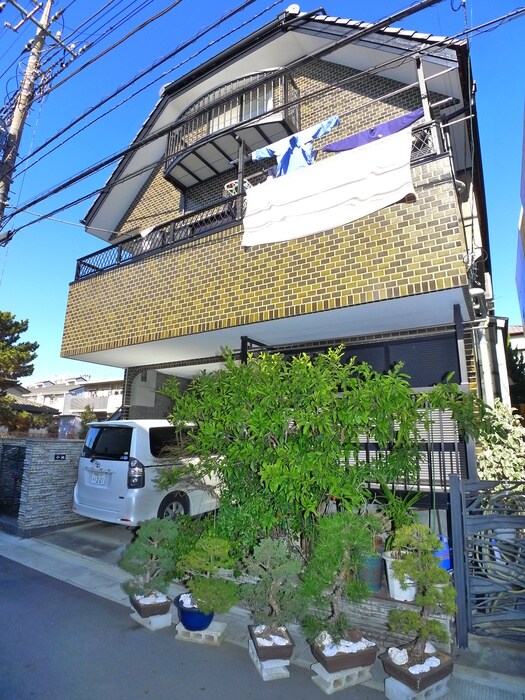 エステ－トピアの物件外観写真